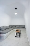 Caldera Cliff Illusion