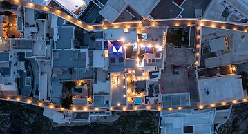 Caldera Cliff Illusion