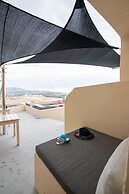 Caldera Cliff Illusion