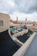 Caldera Cliff Illusion