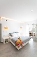 Caldera Cliff Illusion