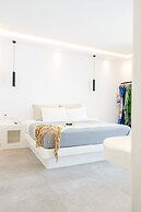 Caldera Cliff Illusion