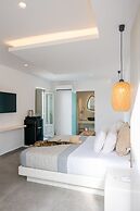 Caldera Cliff Illusion