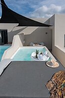 Caldera Cliff Illusion