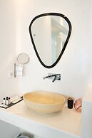 Caldera Cliff Illusion