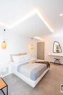 Caldera Cliff Illusion