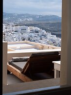 Caldera Cliff Illusion