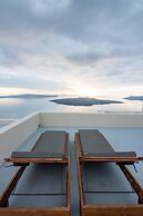 Caldera Cliff Illusion