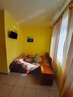 Hostel Avrora