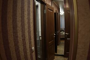 Hotel Day and Night on Michurinskiy