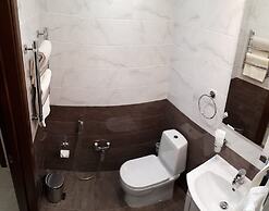 Hotel Day and Night on Profsoyuznoy