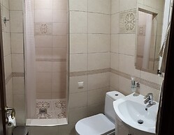 Hotel Day and Night on Profsoyuznoy