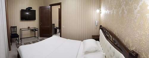 Hotel Day and Night on Profsoyuznoy