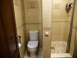 Hotel Day and Night on Profsoyuznoy