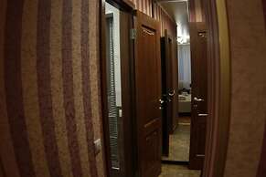 Hotel Day and Night on Profsoyuznoy