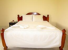 Kampot Moyura Guest House