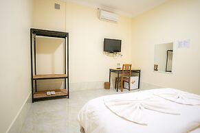 Kampot Moyura Guest House