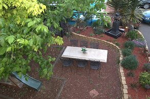 Country Plaza Queanbeyan