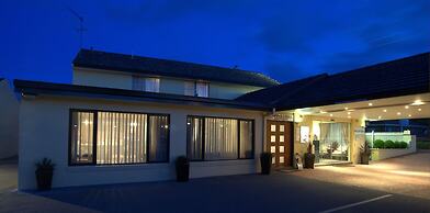 Country Plaza Queanbeyan