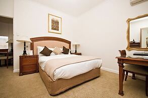 Country Plaza Queanbeyan