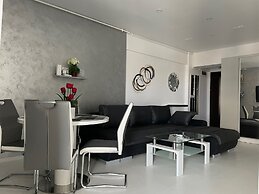 Westpark2 One-Bedroom Suite W5 Lakeview