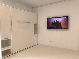 Westpark2 One-Bedroom Suite W5 Lakeview