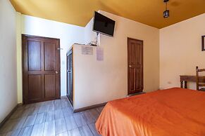 Meson Real Hotel & Suites