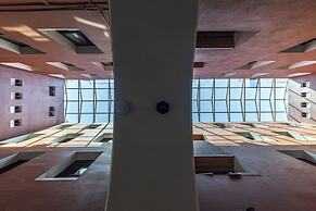 Meson Real Hotel & Suites