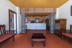 Meson Real Hotel & Suites