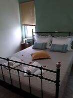 Marianos Apartments