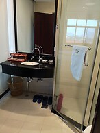 Jiuhuashan Center Hotel