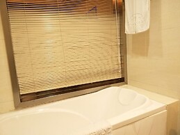 Jiuhuashan Center Hotel