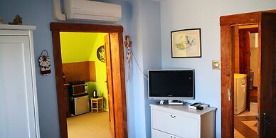 If you Want to Explore Lower Silesia, Sunny Apartment is the Perfect L