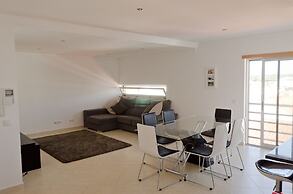 Modern 2 Bed Apartment 5km Carvoeiro