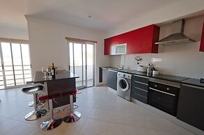 Modern 2 Bed Apartment 5km Carvoeiro