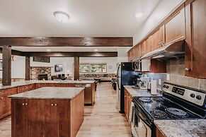 Mt Baker Lodging Cabin 3 is a Very Large Cabin on Acreage