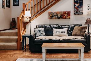 Snowline Cabin #4 - Pet-friendly Cedar Cabin With a Private Outdoor ho