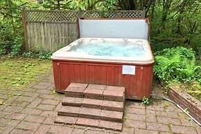 Snowline Cabin 13 - An Architectural Gem Pet Friendly With Wi-fi