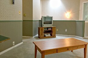 Snowline Cabin 13 - An Architectural Gem Pet Friendly With Wi-fi