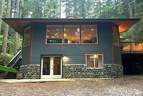 Snowline Cabin #29 - An Ultra Custom Family Vacation Home!