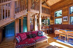 Mt Baker Rim Cabin 44 - A Cozy Rustic Cabin With Modern Charm