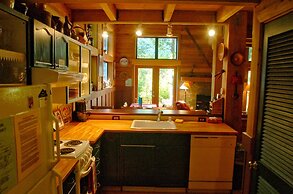 Mt. Baker Rim Cabin #44 - A Cozy Rustic Cabin With Modern Charm