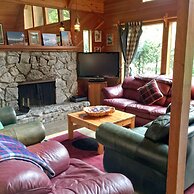 Mt Baker Rim Cabin #53 - A Cozy Cabin With a Open Fire Place and Outdo
