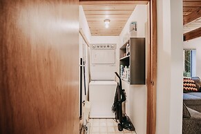 Mt Baker Lodging - Cabin 67 - Private 2-story Cabin With a Private hot