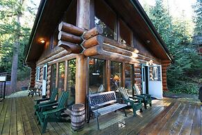 Cabin #97 - 'pinecone' Log Cabin at the Lake That is Pet-friendly!