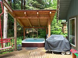 Mt Baker Rim Cabin 99 - Charming Cabin With a hot Tub, Wi-fi, Pet Frie