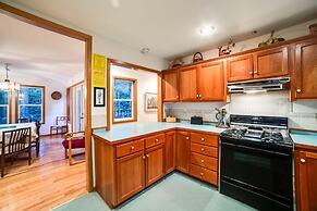 Snowline Cabin #51 - Executive Style Vacation Home That Sleeps 8!