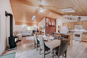 Glacier Springs Cabin #60 The Family Time Cabin!