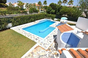 Delightful Single-storey Villa, Private Pool, Free air Conditioning an