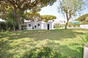 Delightful Single-storey Villa, Private Pool, Free air Conditioning an